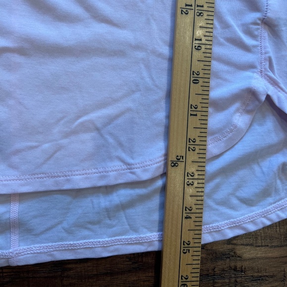 Women GapFit Breathe pink top in xs - Picture 6 of 6